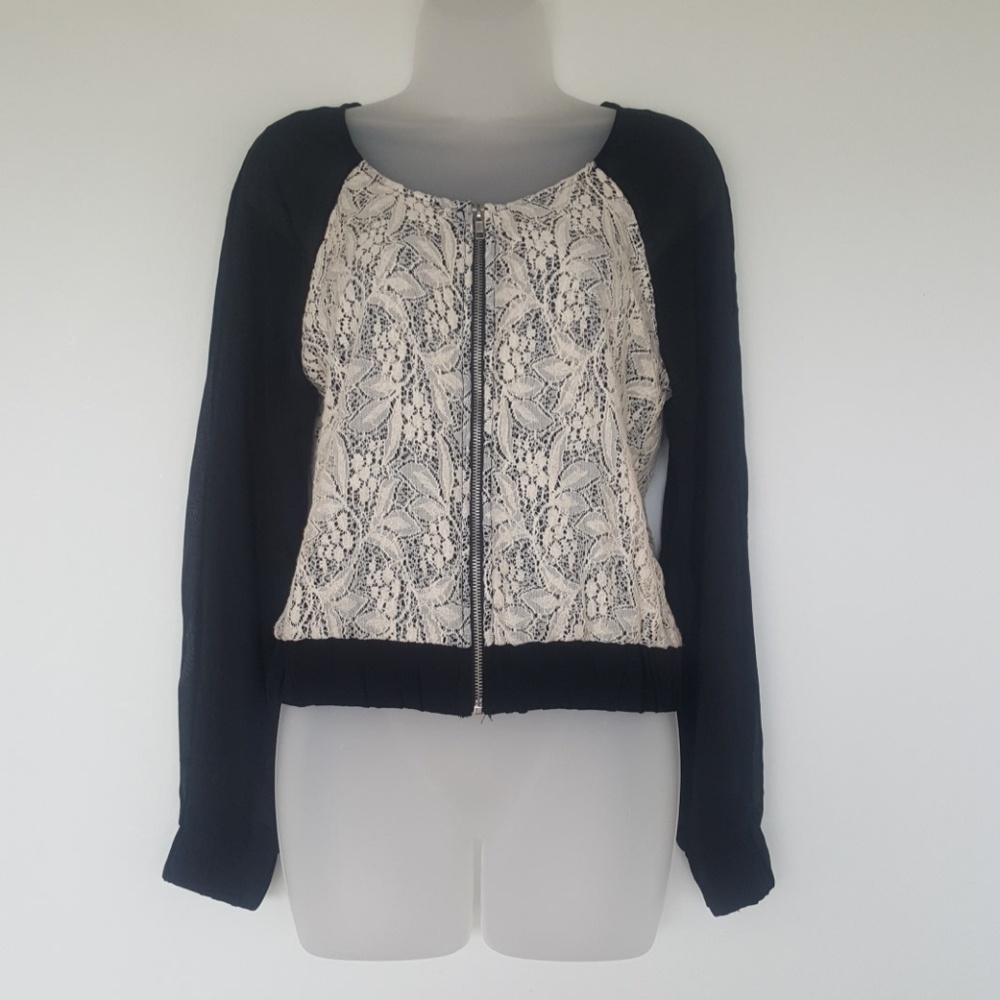 Women's Zip Up Blouse EUC Black Sheer White Lace